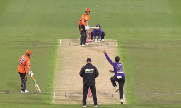 Cricket Image for Patrick Dooley Unusual Bowling Action Bbl 2022
