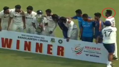 Cricket Image for Rishabh Pant Ask Jaydev Unadkat To Lift The Trophy 