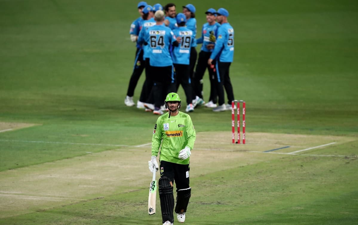 Sydney Thunder bowled out for 15 lowest total in all men's T20 cricket