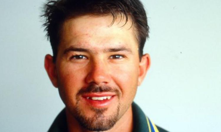 Cricket Image for When Ricky Ponting Play 160kph Ball Without Wearing A Helmet 