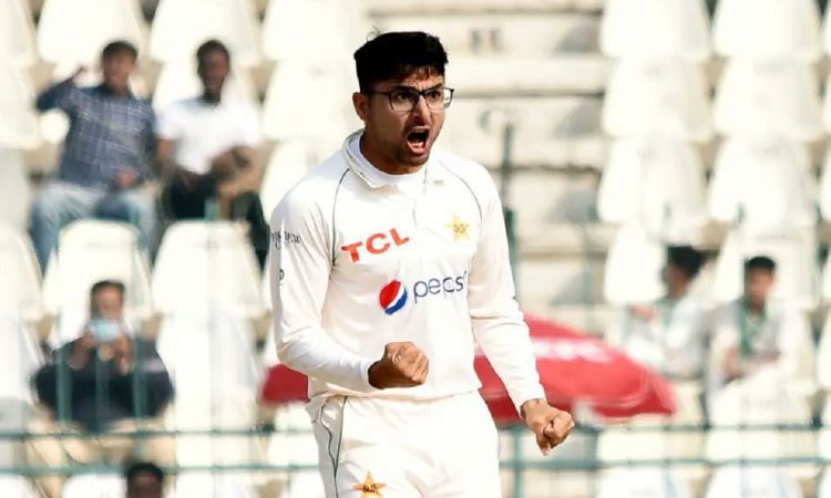  Abrar Ahmed is the only third debutant bowler to take a 5 wicket haul before lunch on the opening day of a Test