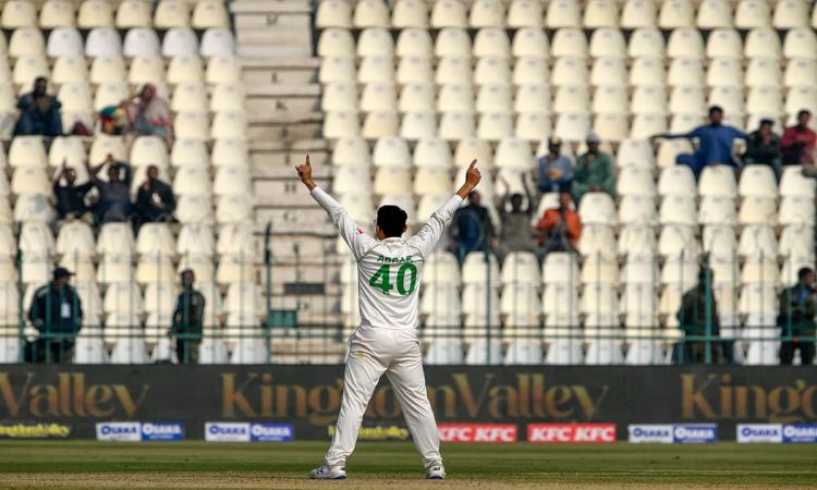 Abrar Ahmed's Magical Debut - Spinner's 5-Fer In First Session As England Score 180/5 At Lunch