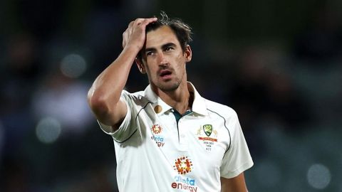 AUS v SA, 2nd Test: Mitchell Starc in doubt for third Test due to finger injury