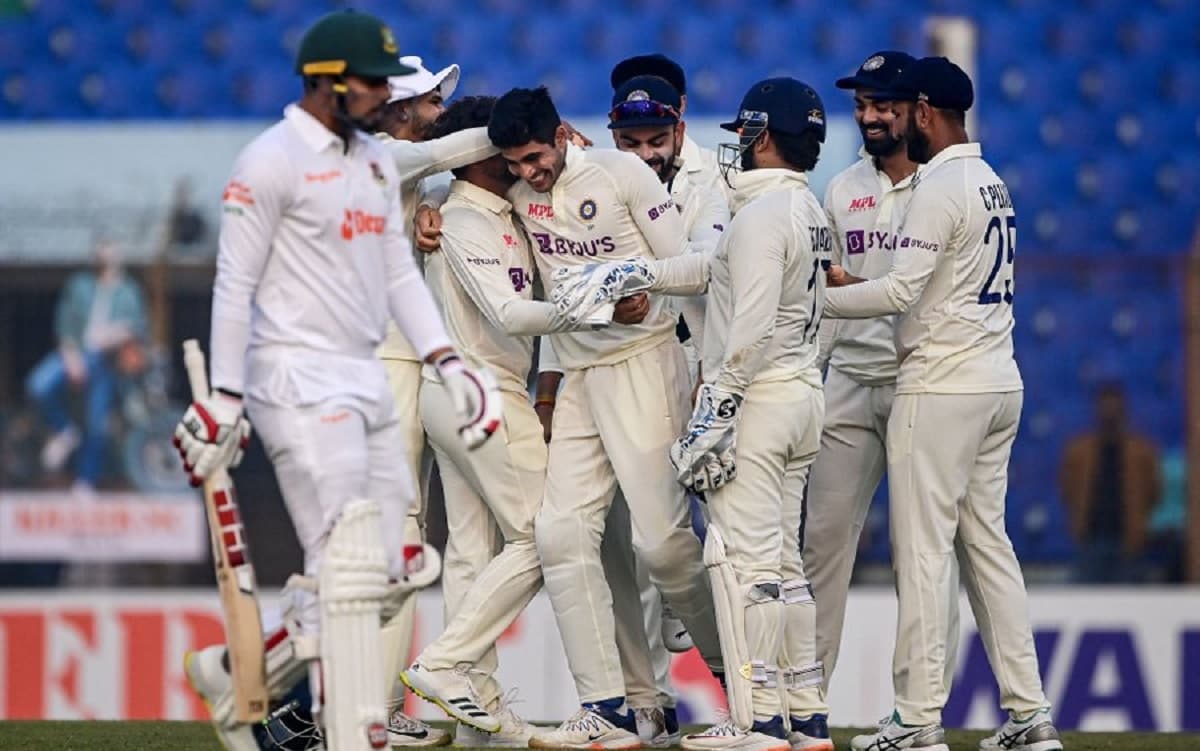 India beat Bangladesh by 188 runs in first test take 1-0 lead India beat Bangladesh by 188 runs in first test take 1-0 lead