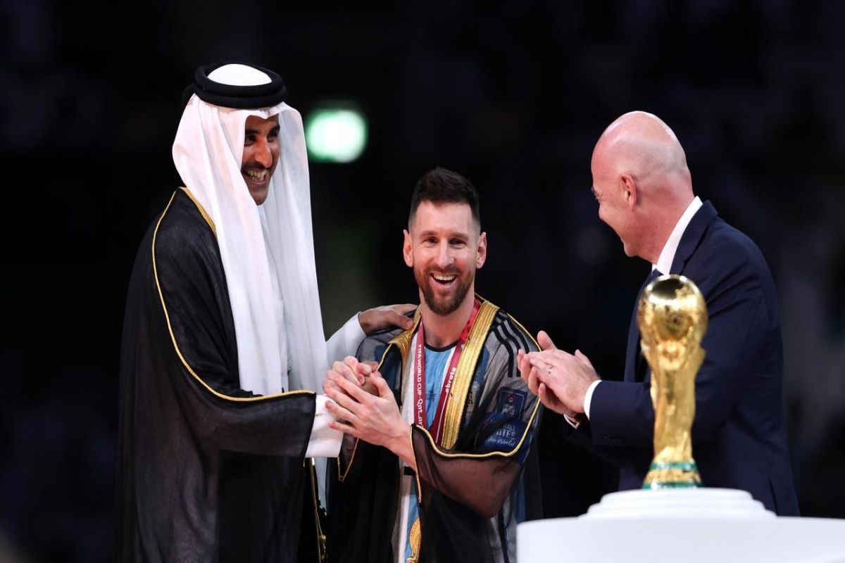 FIFA World Cup Amir Of Qatar Placing A Robe On Messi At Presentation