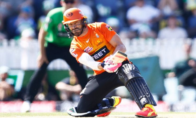 BBL 12: Josh Inglis and Faf du Plessis sizzled for Perth Scorchers today!