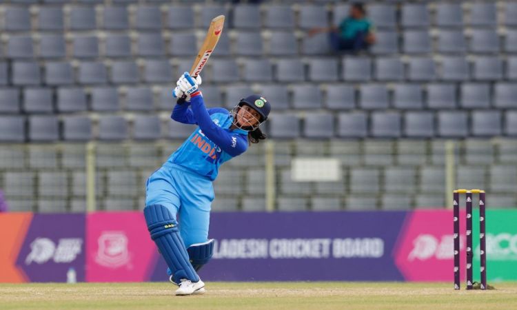 Had to try hit the boundary, rather than hitting a six: Mandhana on mindset during Super Over