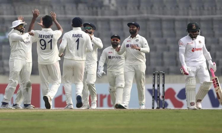 IND vs BAN: Mominul Stands Strong; Bangladesh Score 184/5 At Tea