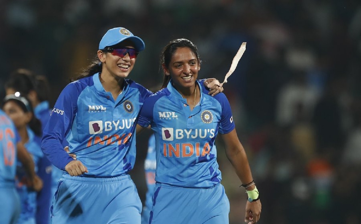 India Women opt to bowl first against Australia Women in third t20i