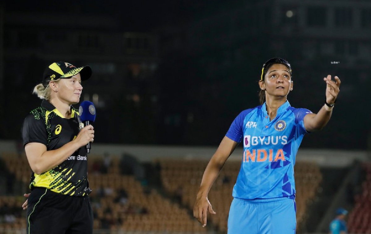 India Women opt to bowl first against Australia Women in fourth t20i
