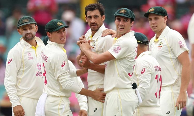 Mitchell Starc could be in doubt for India tour after injuring finger