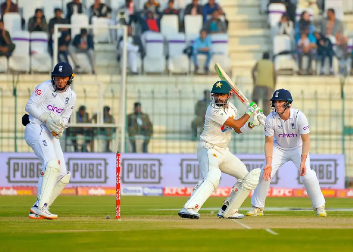Pak V Eng: Pakistan 355 Runs Away To Level The Series Against England