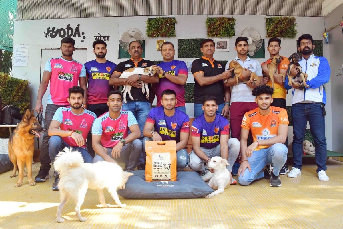 PKL 9: Kabaddi players spend invigorating time with rehabilitated animals (Photo credit: PKL)
