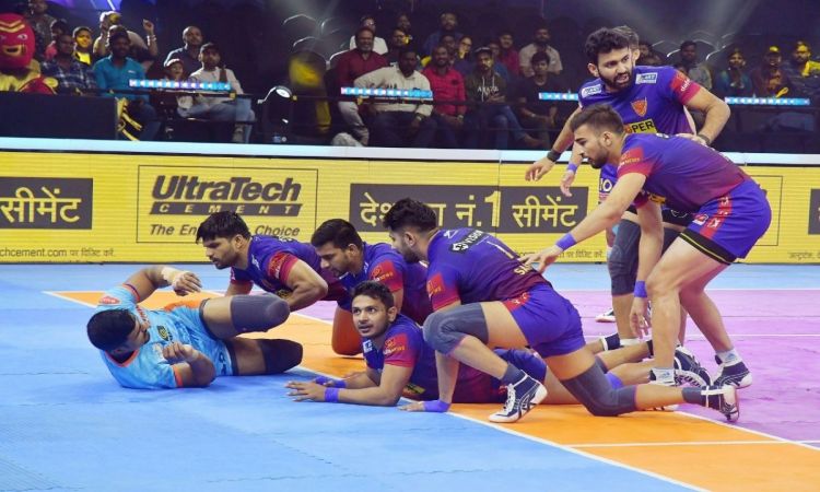 PKL: Dabang Delhi KC strong second half performance earns them a tie, seal playoff spot