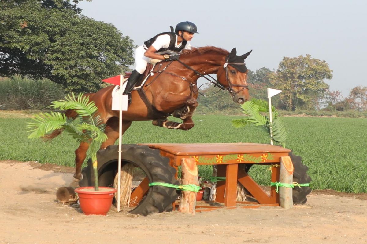 Shlok Jhunjhunwala, Zrey Dodhy emerge champions in Jr National Equestrian