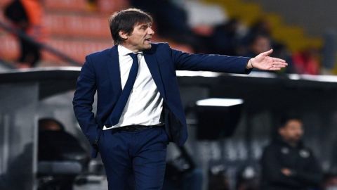 Spurs boss Conte not happy with quick Premier League restart after World Cup