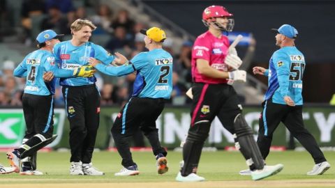 BBL 12: Matthew Short, bowlers shine in Adelaide Strikers’ big win over Sydney Sixers!