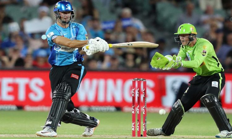 BBL 12: Short fifty helps Strikers consolidate top spot!