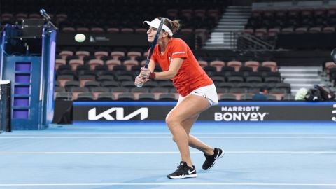 United Cup: Bencic comeback thwarts Putintseva as Switzerland leads Kazakhstan 2-0
