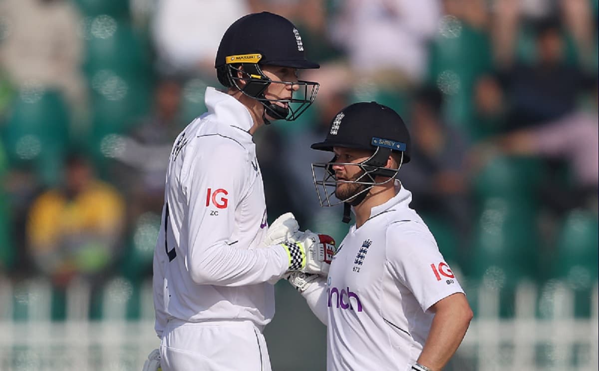 after 9 yeras both English openers made Test 100s in the same innings