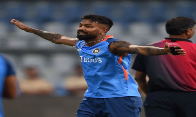 1st T20I: Pandya responds to questions on his bowling by opening the attack against Sri Lanka