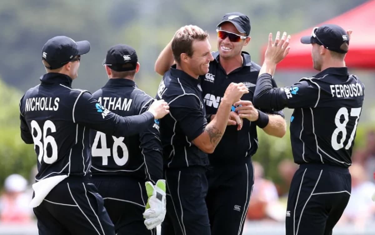 Doug Bracewell replaces Matt Henry in New Zealand squads for ODI series against Pakistan India