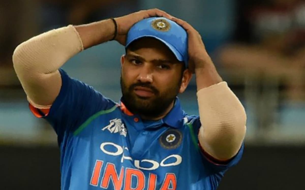 Cricket Image for IND vs NZ ODI: भारतीय टीम को लगा बड़ा झटका, वनडे सीरीज के बाहर हुआ ये स्टार बल्लेब