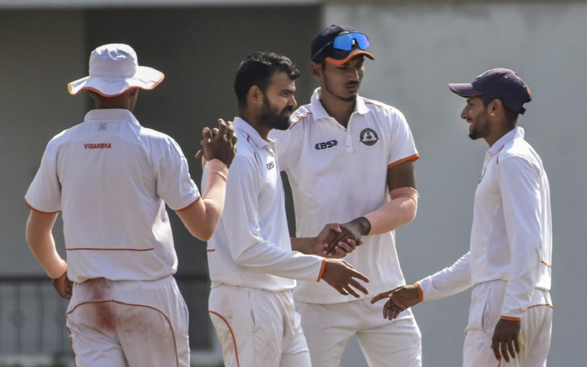 Vidarbha defends lowest score in Ranji Trophy, bowls Gujarat out for 54 Vidarbha defends lowest score in Ranji Trophy, bowls Gujarat out for 54