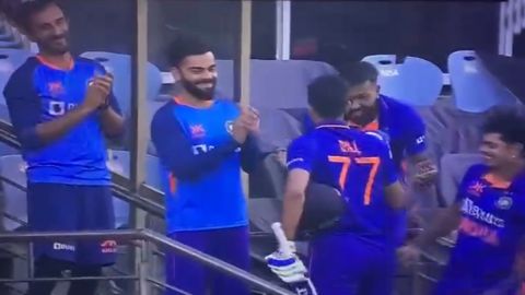 Cricket Image for Virat Kohli And Hardik Pandya Incredible Reaction After Shubman Gill 208