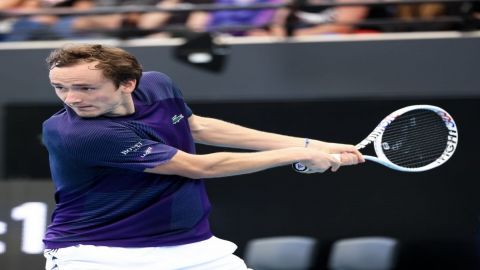 Adelaide International 1: Medvedev advances to quarters, Sabalenka overcomes Samsonova (Ld)