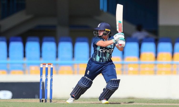 Alice Capsey named in England's 15-member squad for Women's T20 World Cup