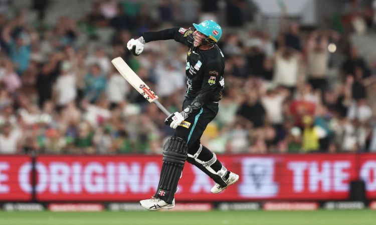 BBL 12: Renshaw Guides Brisbane Heat To 3-Wicket Win Against Melbourne Stars In Last-Ball Thriller