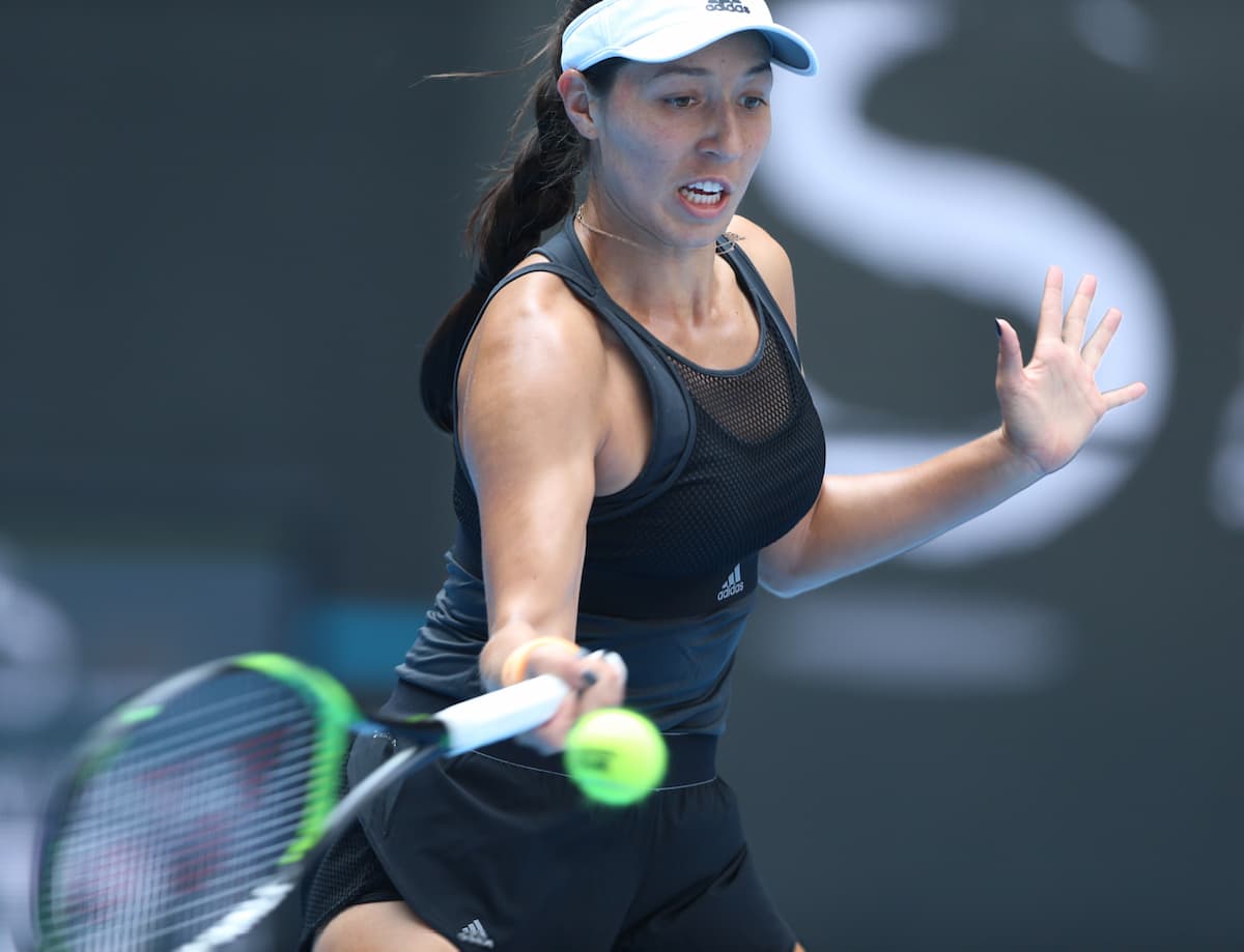 BEIJING, Sept. 29, 2019 (Xinhua) -- Jessica Pegula of the United States returns the ball during the 