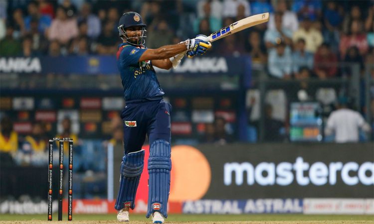 IND vs SL, 2nd T20I: A superb knock from the skipper gets Sri Lanka post a total of 206! 