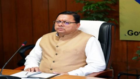 Dehradun: Uttarakhand CM Pushkar Singh Dhami chairs a meeting with Team-9 officials over COVID-19 si