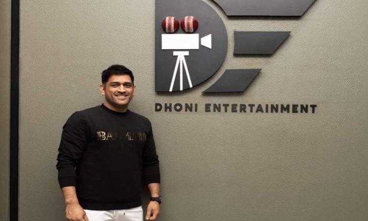 Dhoni Entertainments first Tamil film to star Harish Kalyan & Ivana!