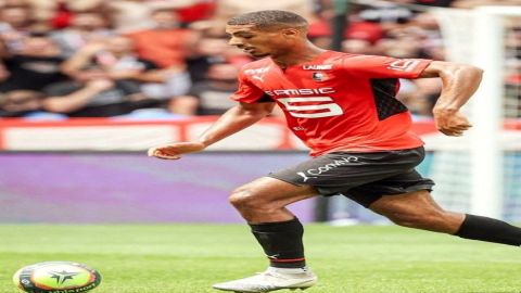 Sevilla announce the arrival of French defender Loic Bade from Stade Rennais