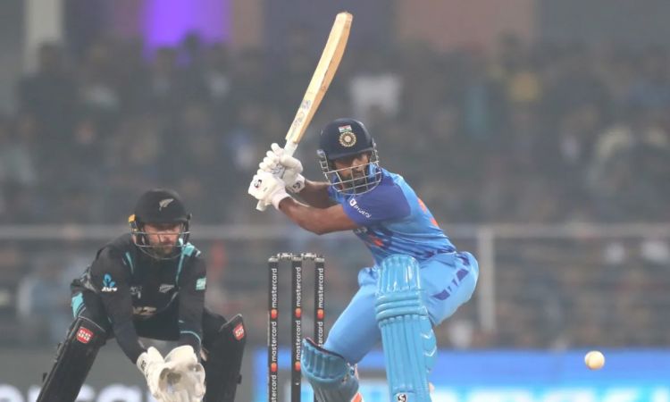 IND vs NZ, 2nd T20I: India hold their nerves to secure 1-1 in the low scoring thriller!