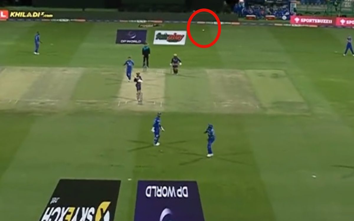 Cricket Image for VIDEO : SRH के बॉलर ने डाली गज़ब की नो बॉल, देखता रह गया बल्लेबाज़ और विकेटकीपर