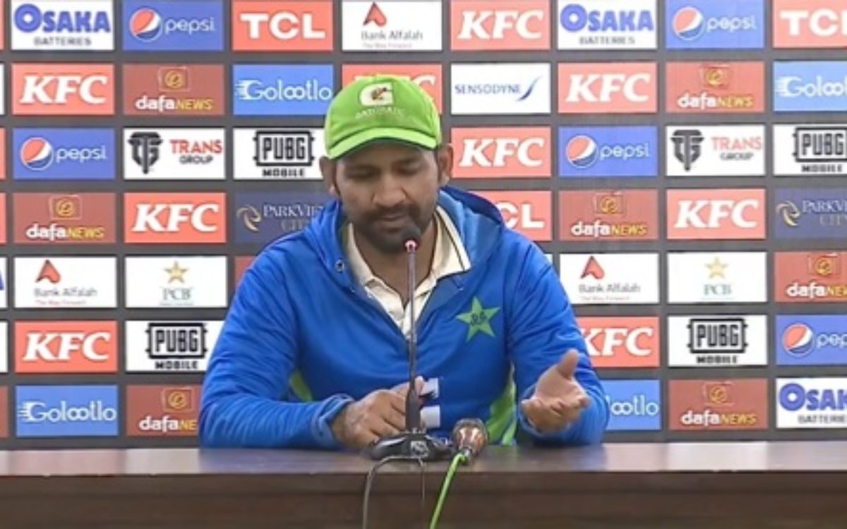 Cricket Image for VIDEO: क्या दमखम है कप्तानी दोबारा करने का ? सरफराज के जवाब ने कर दी सब की बोलती ब