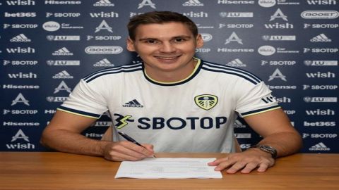 Leeds United sign Austrian international defender Max Wober