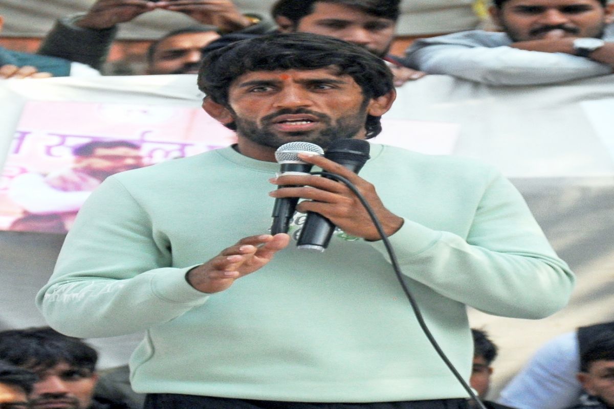 New Delhi: Indian wrestler Bajrang Punia addresses a press conference during their protest against