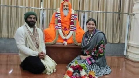 Virat and Anushka visit Dayanand Giri Ashram in Rishikesh ahead of Test series against Australia