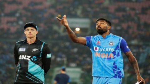 3rd T20I: India win toss, opt to bat first against New Zealand