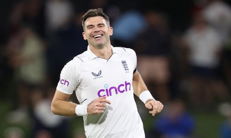 James Anderson is the fifth-oldest bowler to ever be ranked 1 in the ICC Test Bowling Rankings