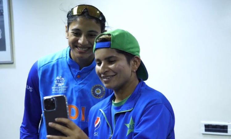 Cricket Image for Womens World Cup Players Interaction After India Defeated Pakistan