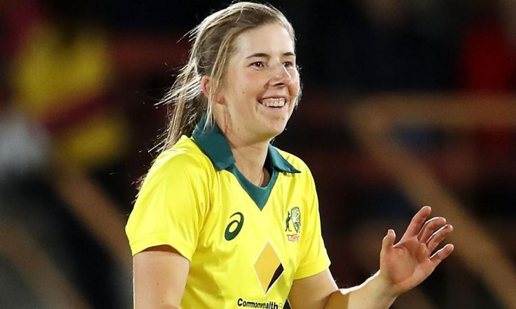 Women's T20 World Cup: Lanning hails returning 'game-changer' Wareham