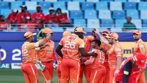 Cricket Image for DV vs GG : गल्फ जायंट्स ने डेजर्ट वाइपर्स को 25 रन से हराया, हेटमायर ने खोले गेंदब