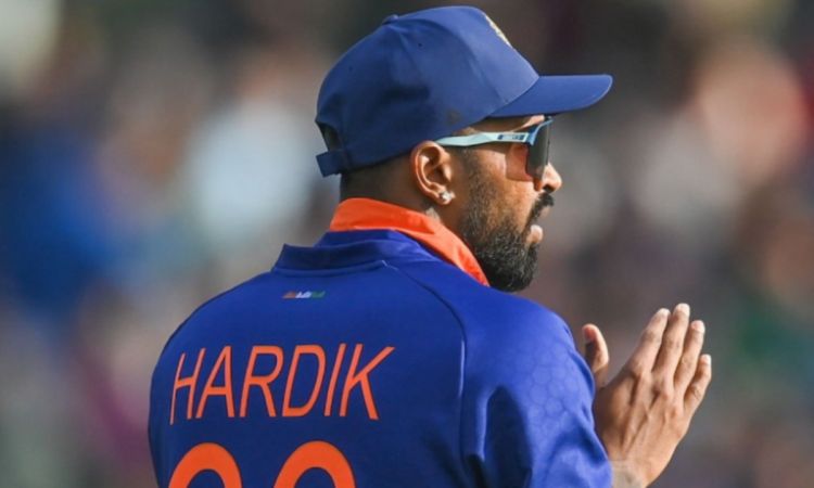 Cricket Image for धोनी के अलावा इस खिलाड़ी को सुपरहीरो मानते हैं हार्दिक पांड्या