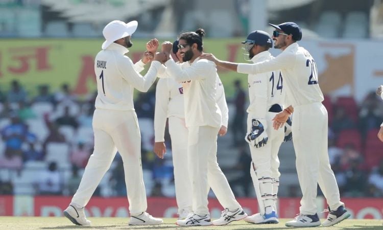 IND vs AUS 1st Test: Jadeja Picks 5-Fer As India Bowl Out Australia For 177 In 1st Innings